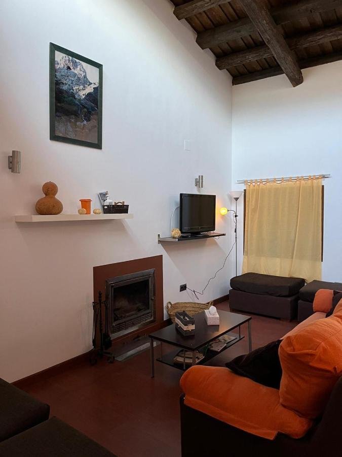 Apartamentos Rurales En Plena Sierra La Calera Екстер'єр фото