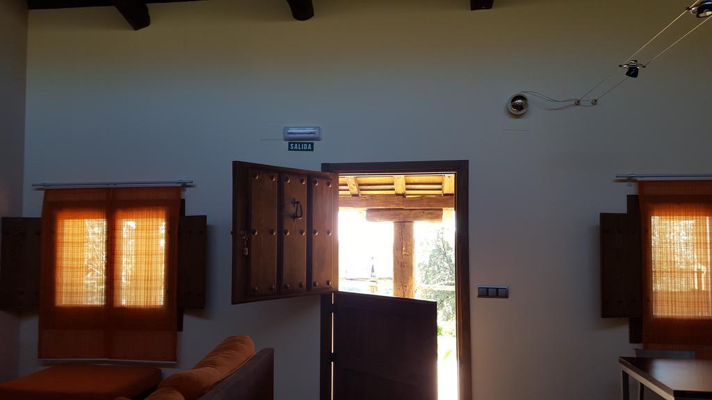 Apartamentos Rurales En Plena Sierra La Calera Екстер'єр фото
