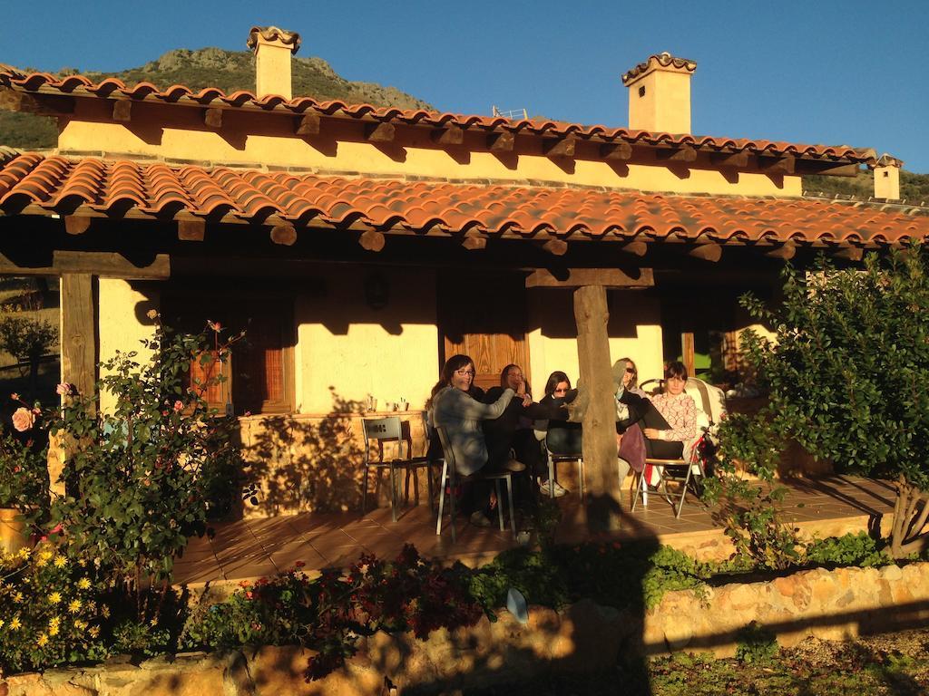 Apartamentos Rurales En Plena Sierra La Calera Екстер'єр фото